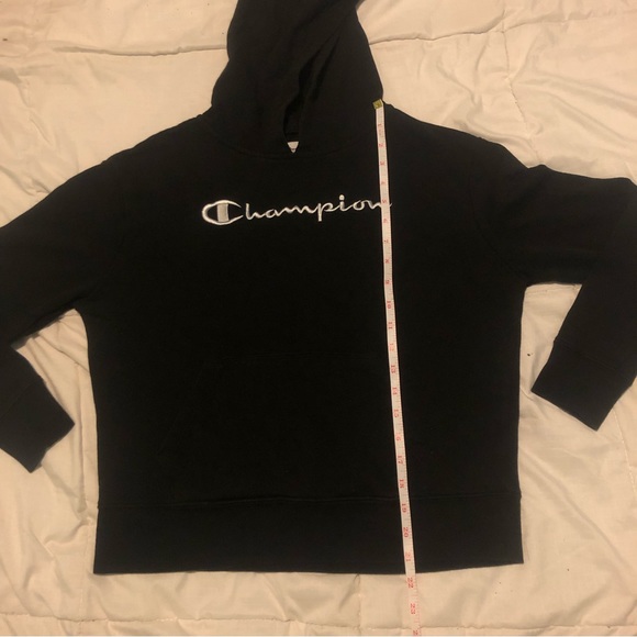 3/20$ Champion- Black Hoodie - Picture 3 of 5